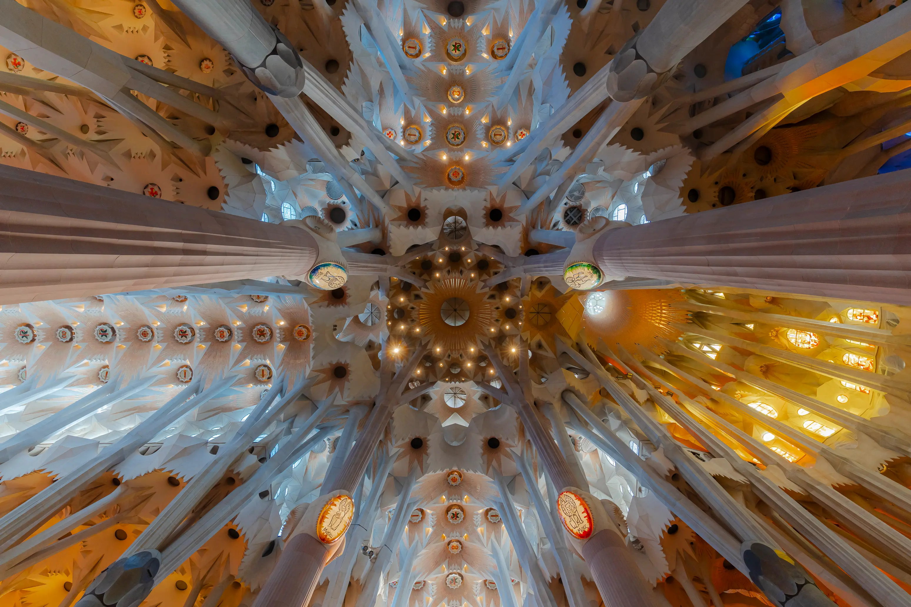  Antoni Gaudi - Sagrada Familia